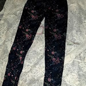 Anthropologie Fleece lined floral leggings